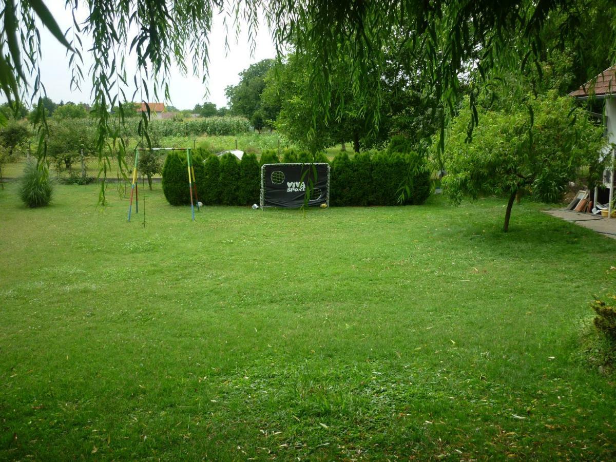 Smx Apartement Prelog Buitenkant foto