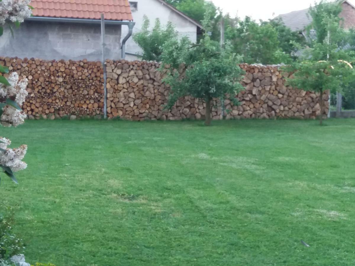 Smx Apartement Prelog Buitenkant foto