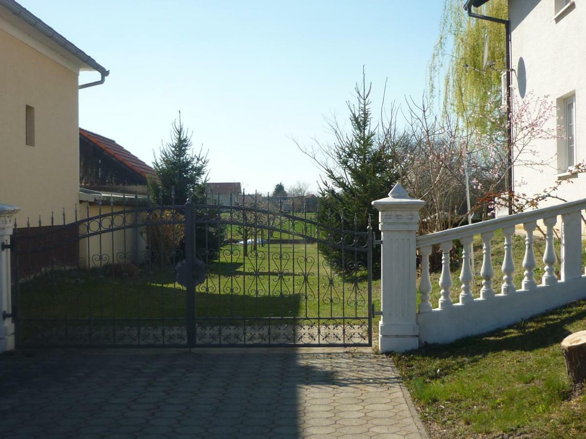 Smx Apartement Prelog Buitenkant foto